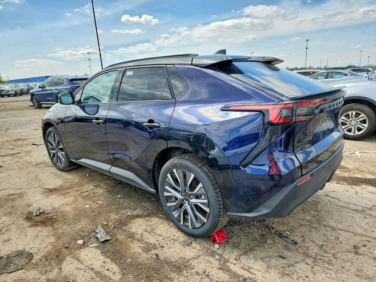 2026 Subaru Solterra Limited Xt - Фото 2