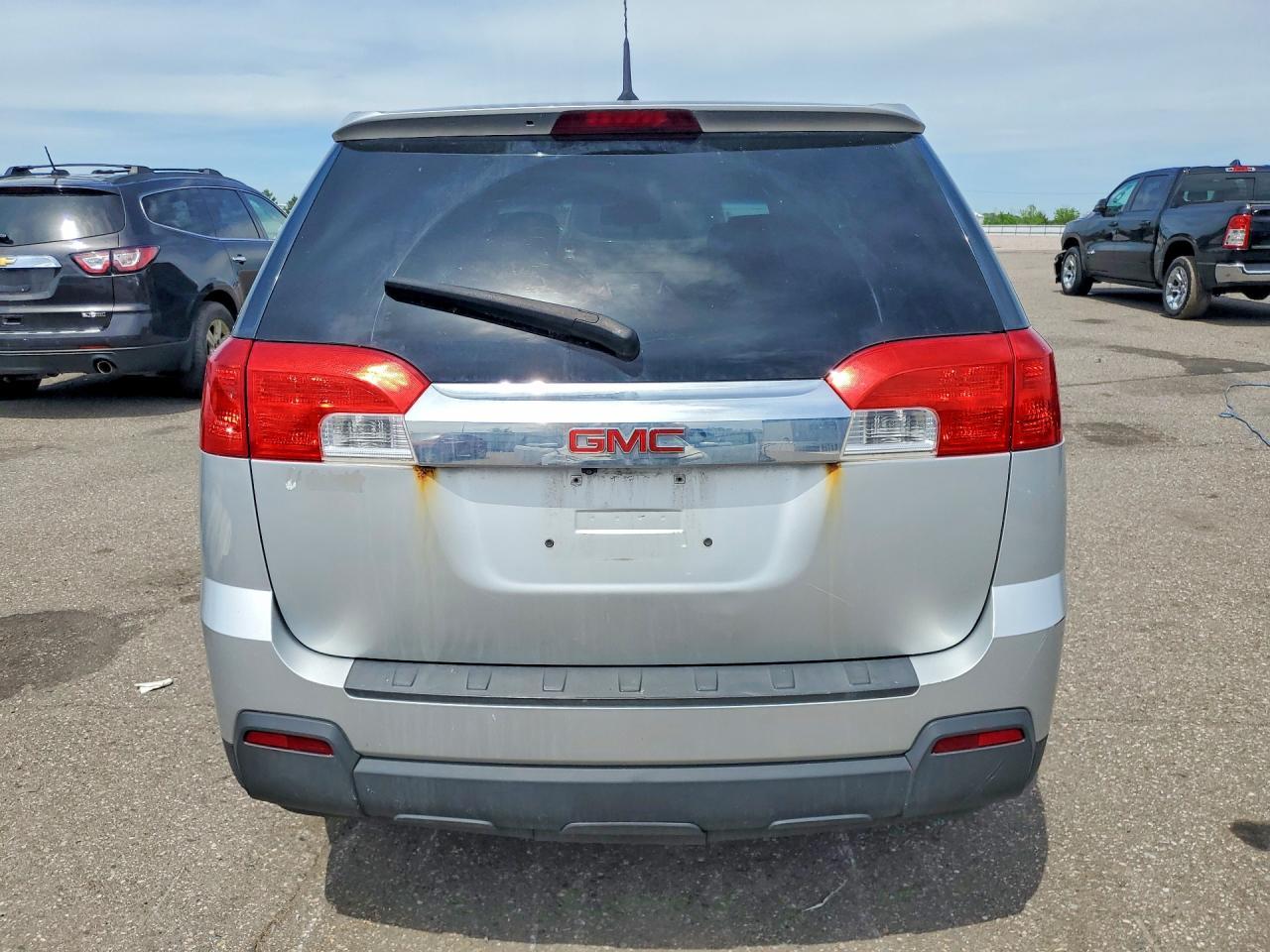 2010 GMC Terrain Sle - Фото 6