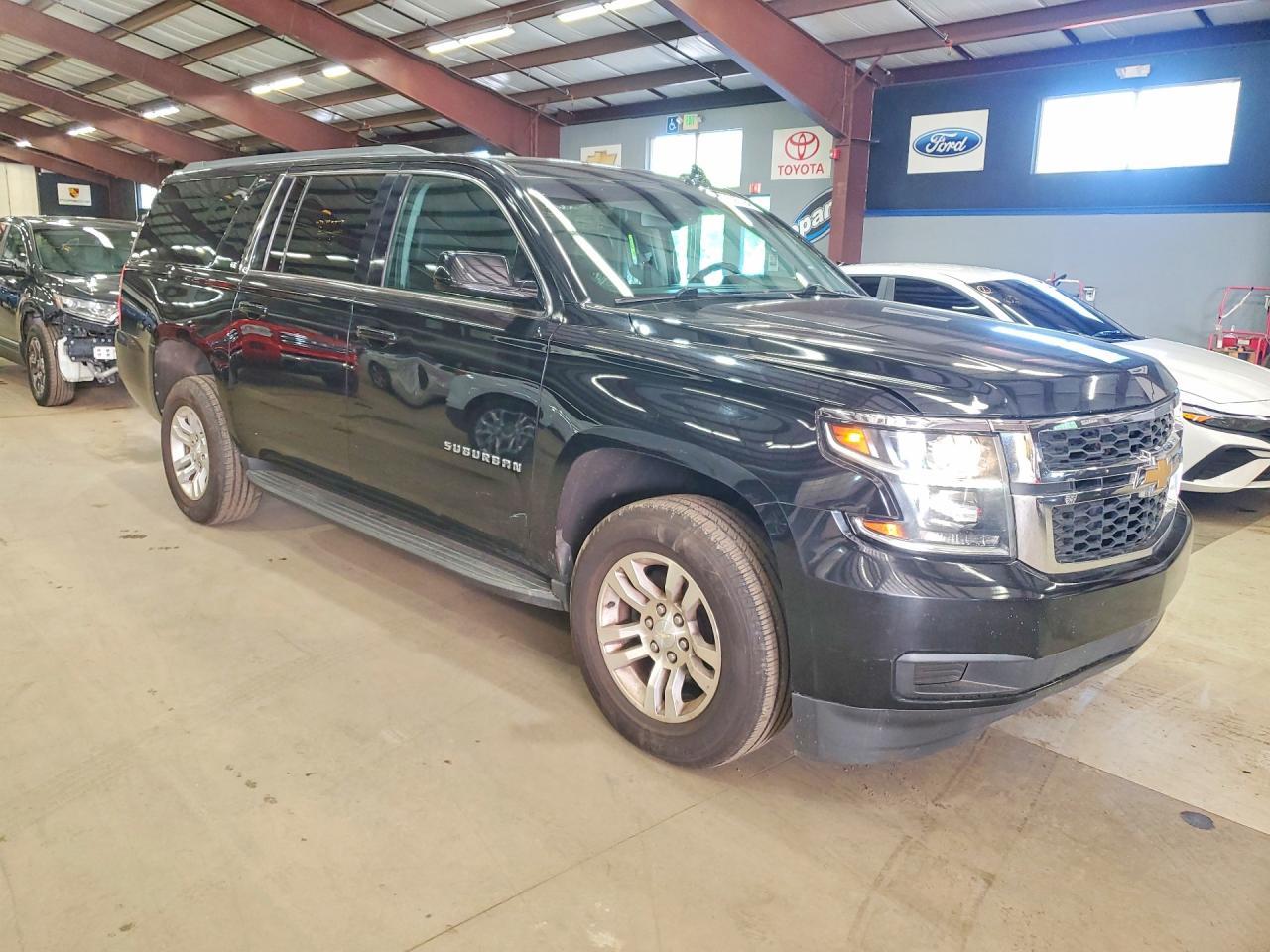 2019 Chevrolet Suburban K1500 Lt - Фото 4