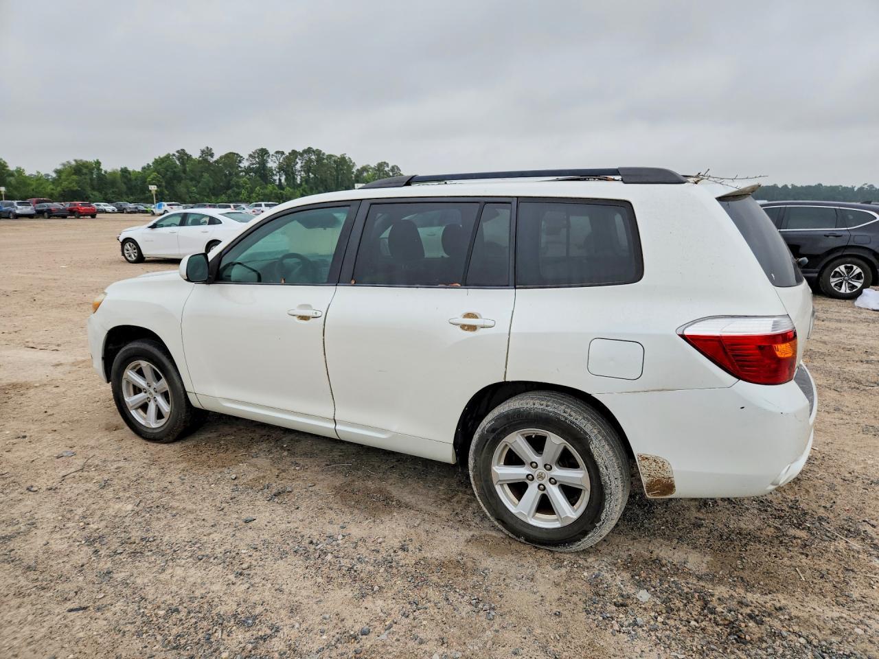 2010 Toyota Highlander - Фото 2