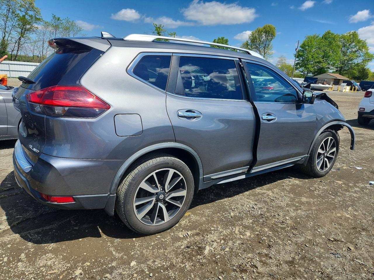 2018 Nissan Rogue Sl - Image 3