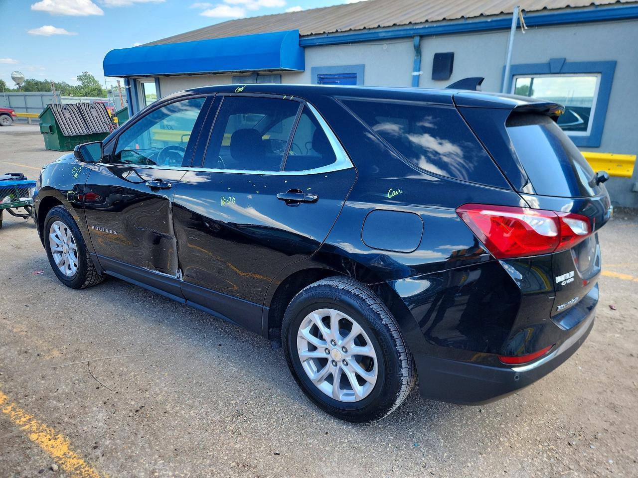 2020 Chevrolet Equinox Lt - Фото 2