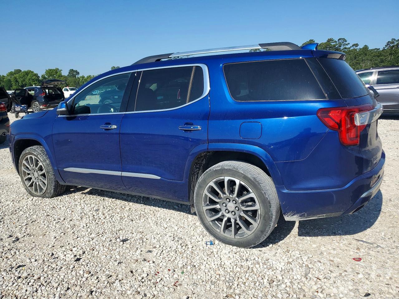 2023 GMC Acadia - Image 2