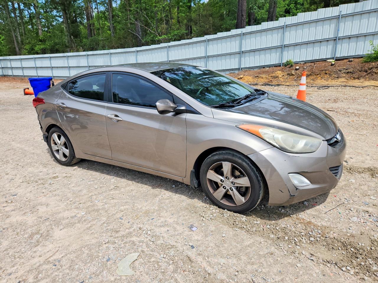 2013 Hyundai Elantra Gls - Фото 4