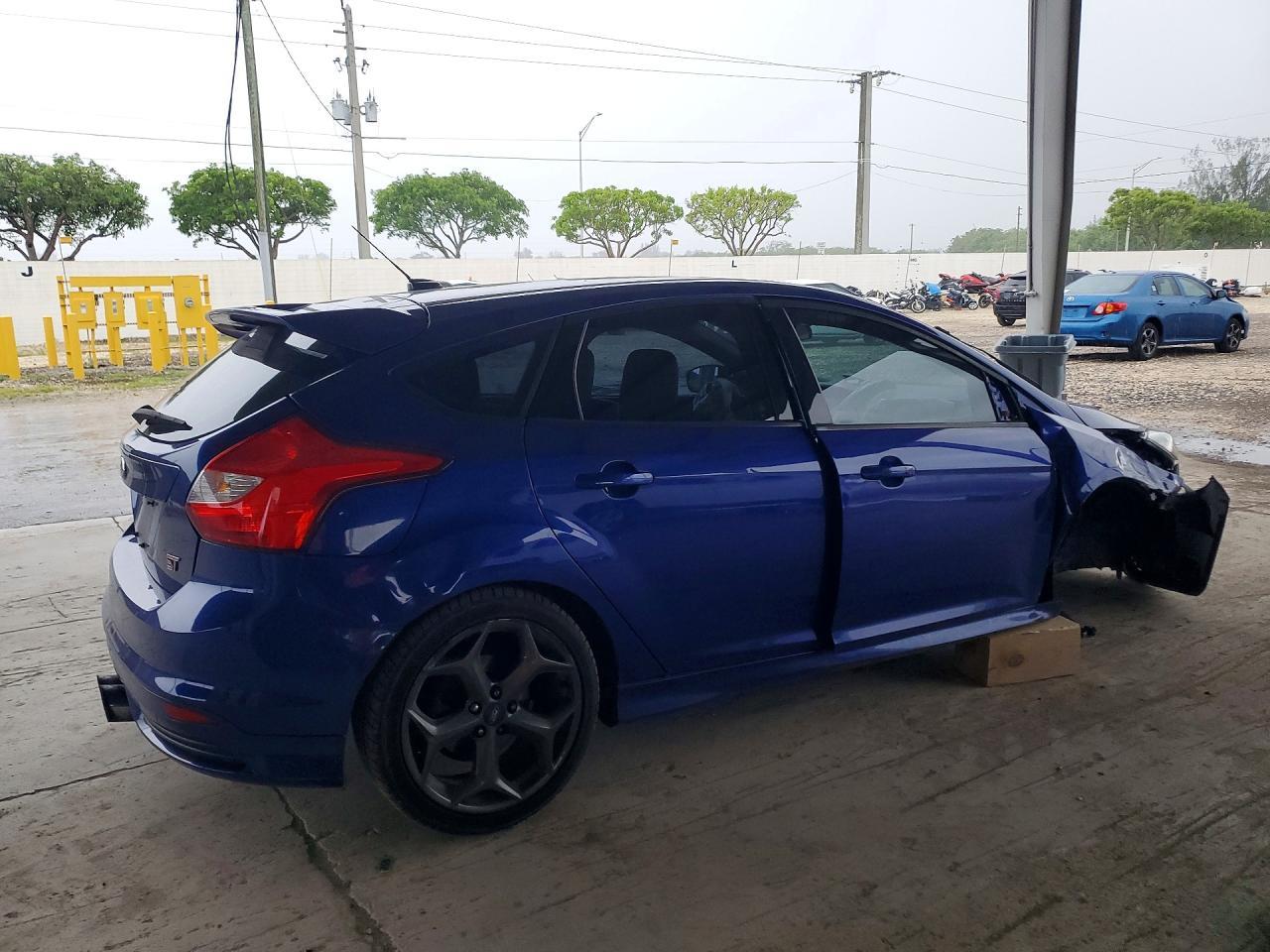 2014 Ford Focus St - Image 3