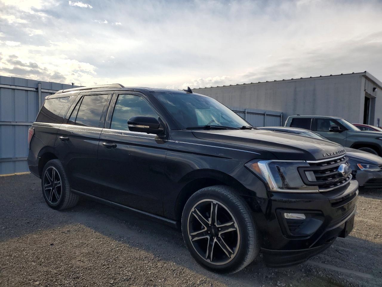 2020 Ford Expedition Limited - Image 4