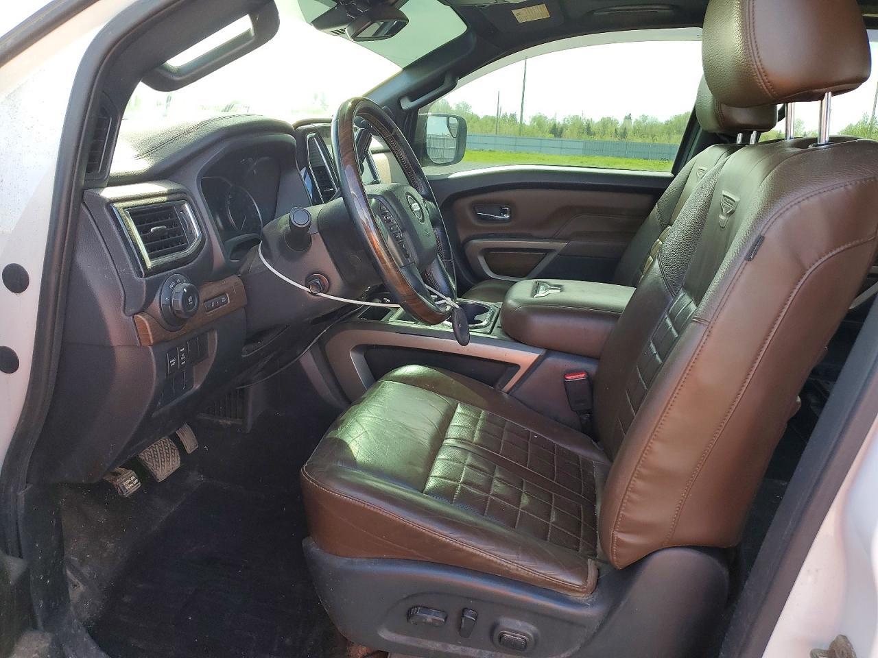 2020 Nissan Titan Sv - Image 7