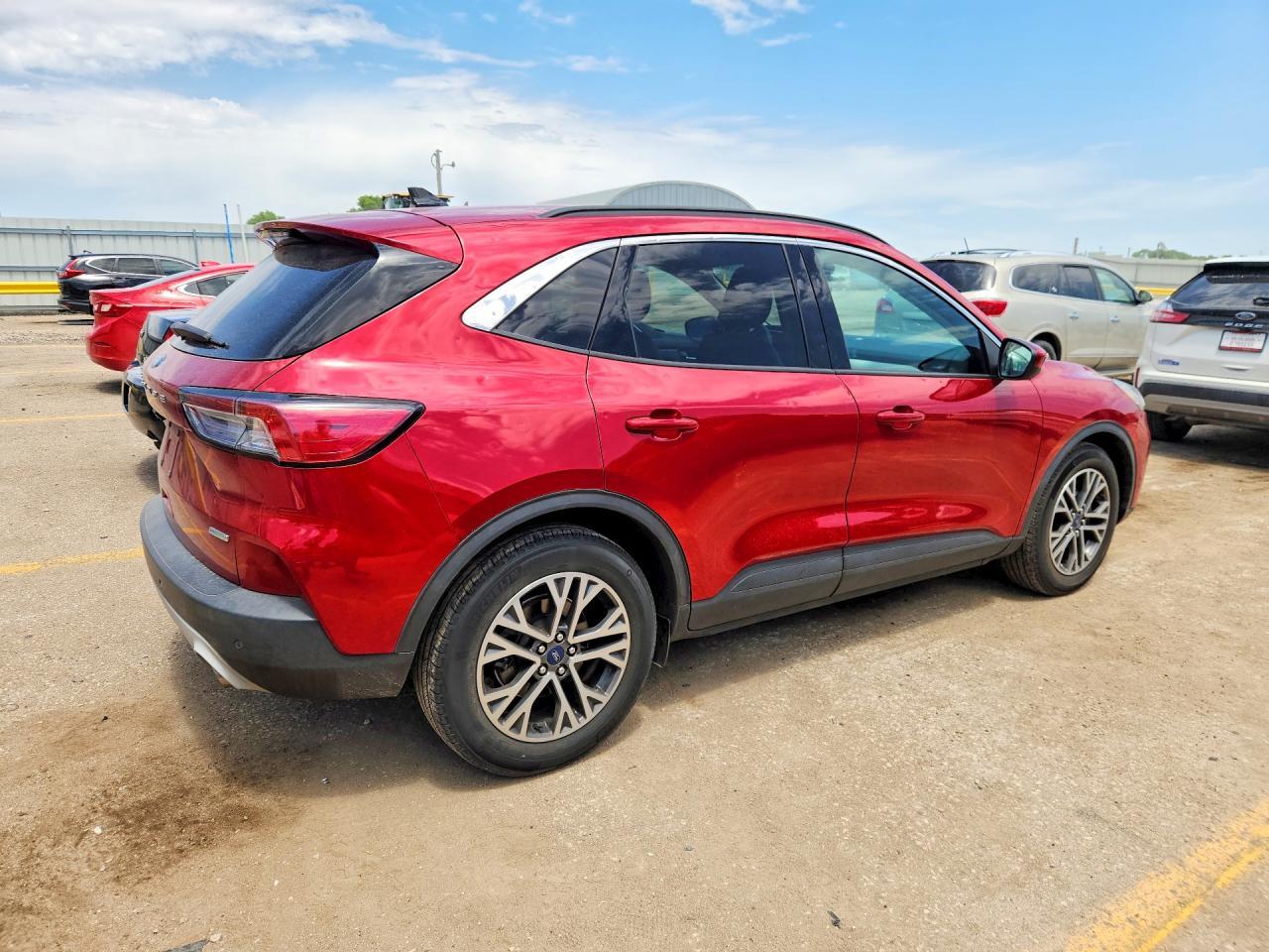 2020 Ford Escape Sel - Фото 3