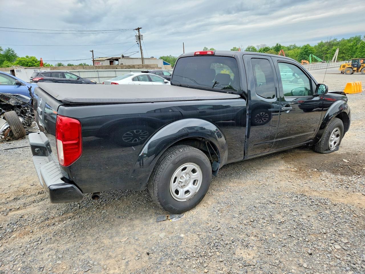 2017 Nissan Frontier S - Image 3
