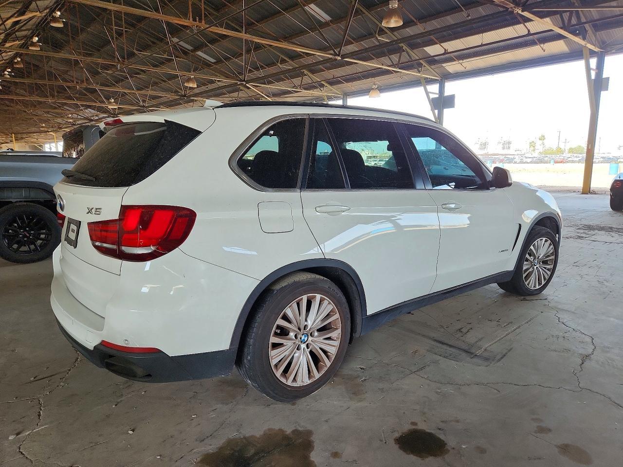 2015 BMW X5 xDrive50I - Image 3