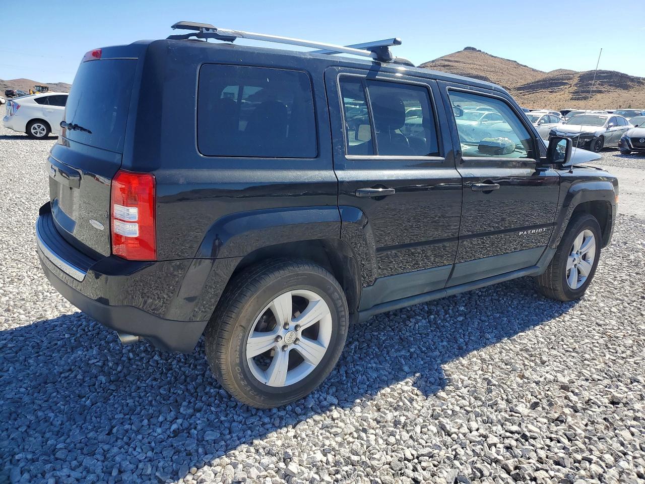 2011 Jeep Patriot Latitude - Image 3