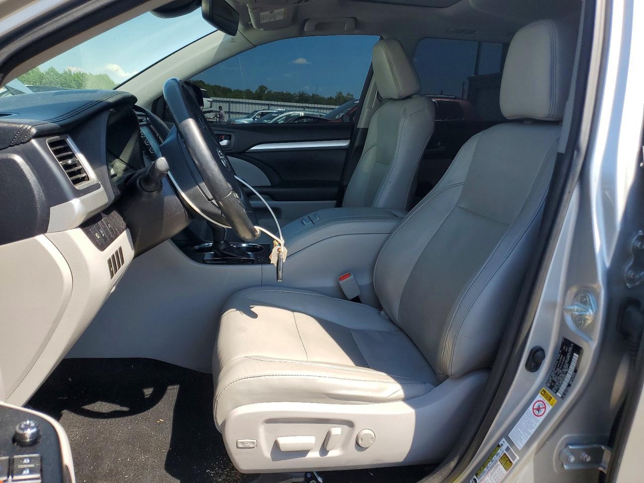 2017 Toyota Highlander Xle - Фото 7