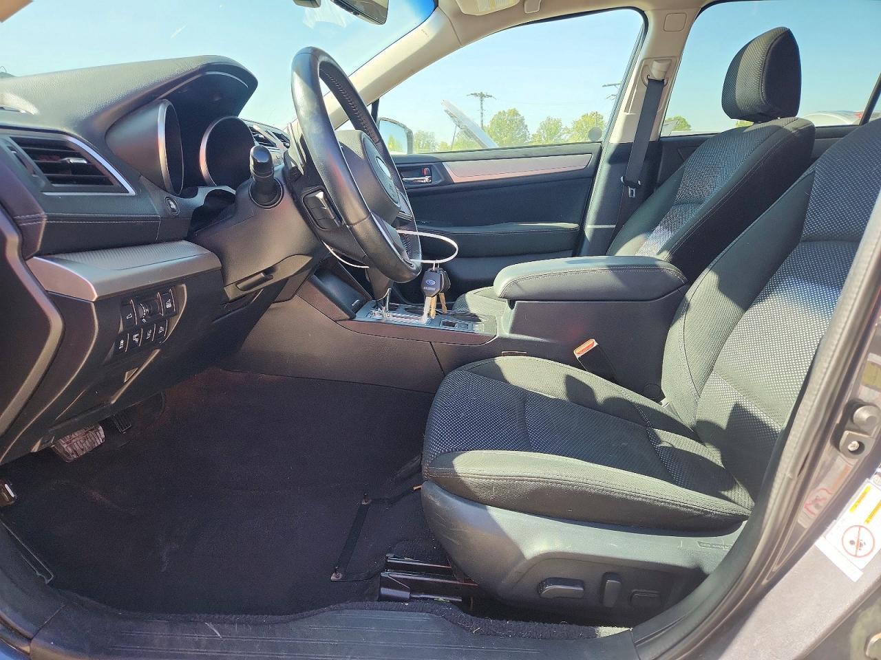 2019 Subaru Outback 2.5I Premium - Image 7