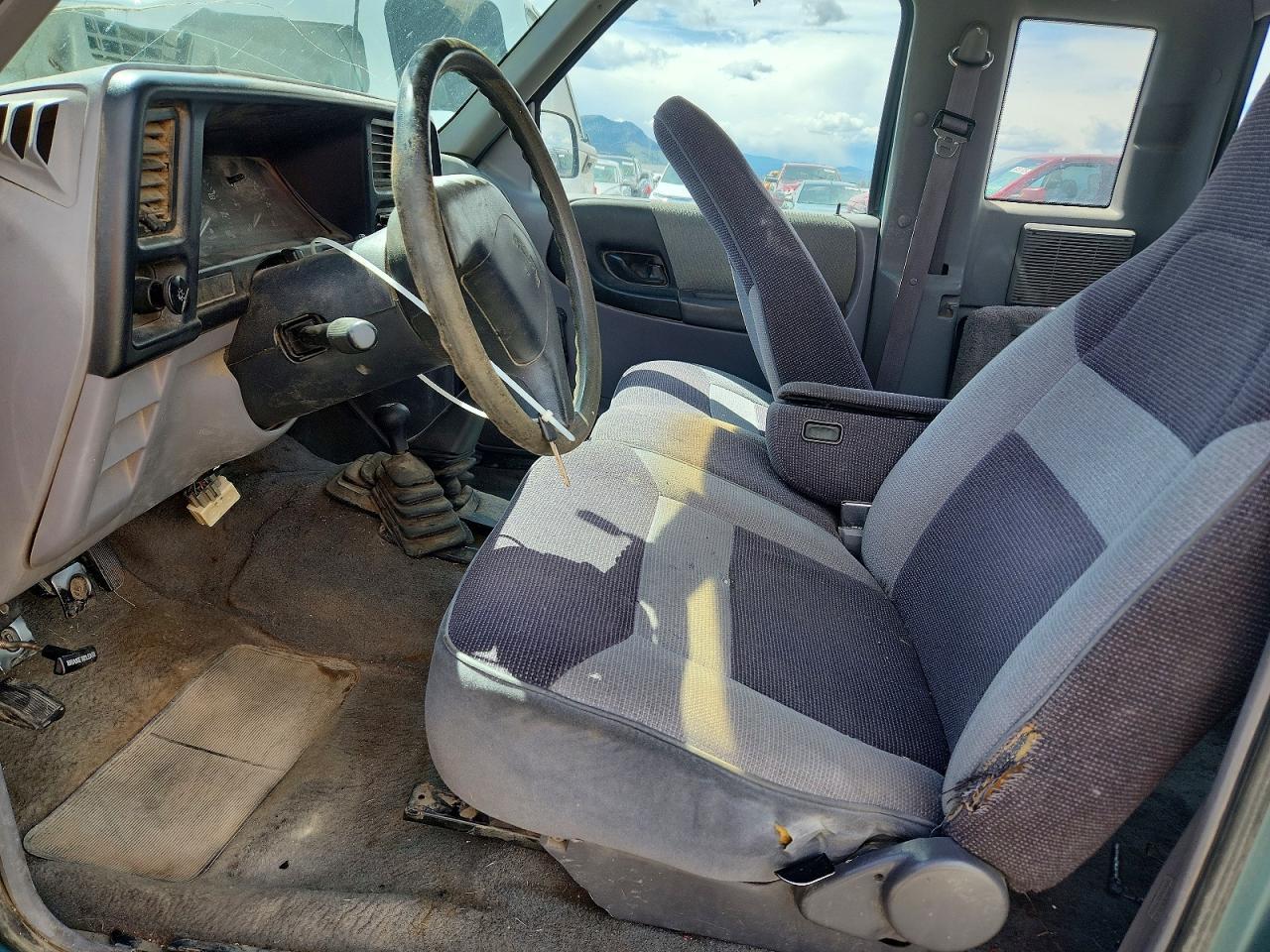 1994 Mazda B3000 Cab Plus - Фото 7