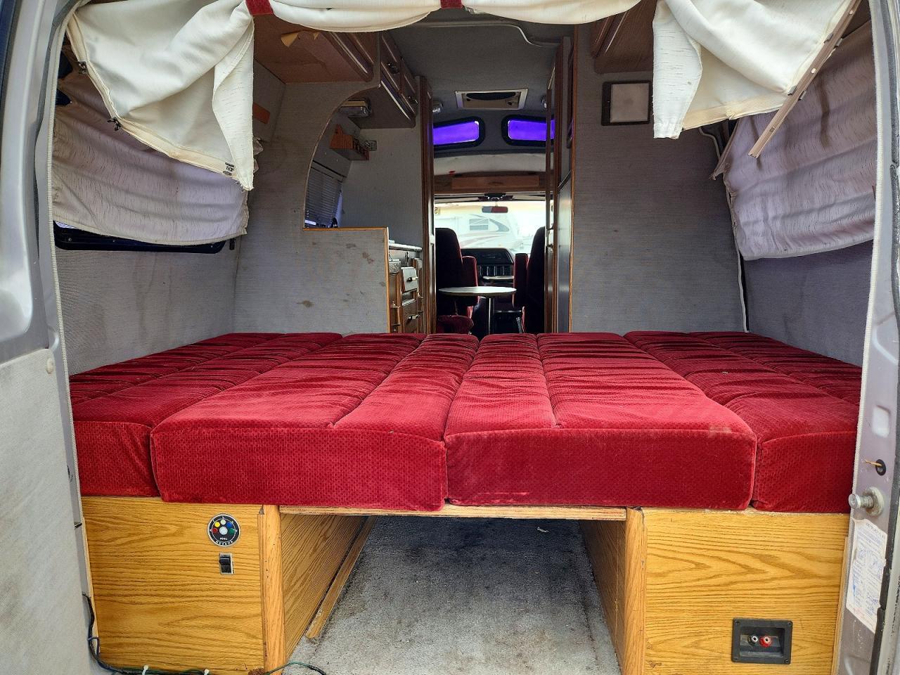 1989 Dodge Ram Van B250 - Image 6