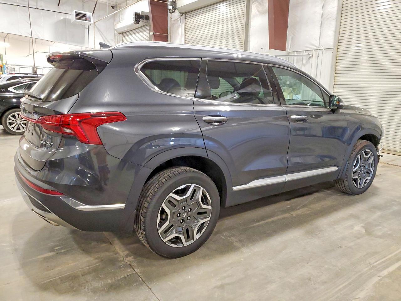 2023 Hyundai Santa Fe Limited - Фото 3