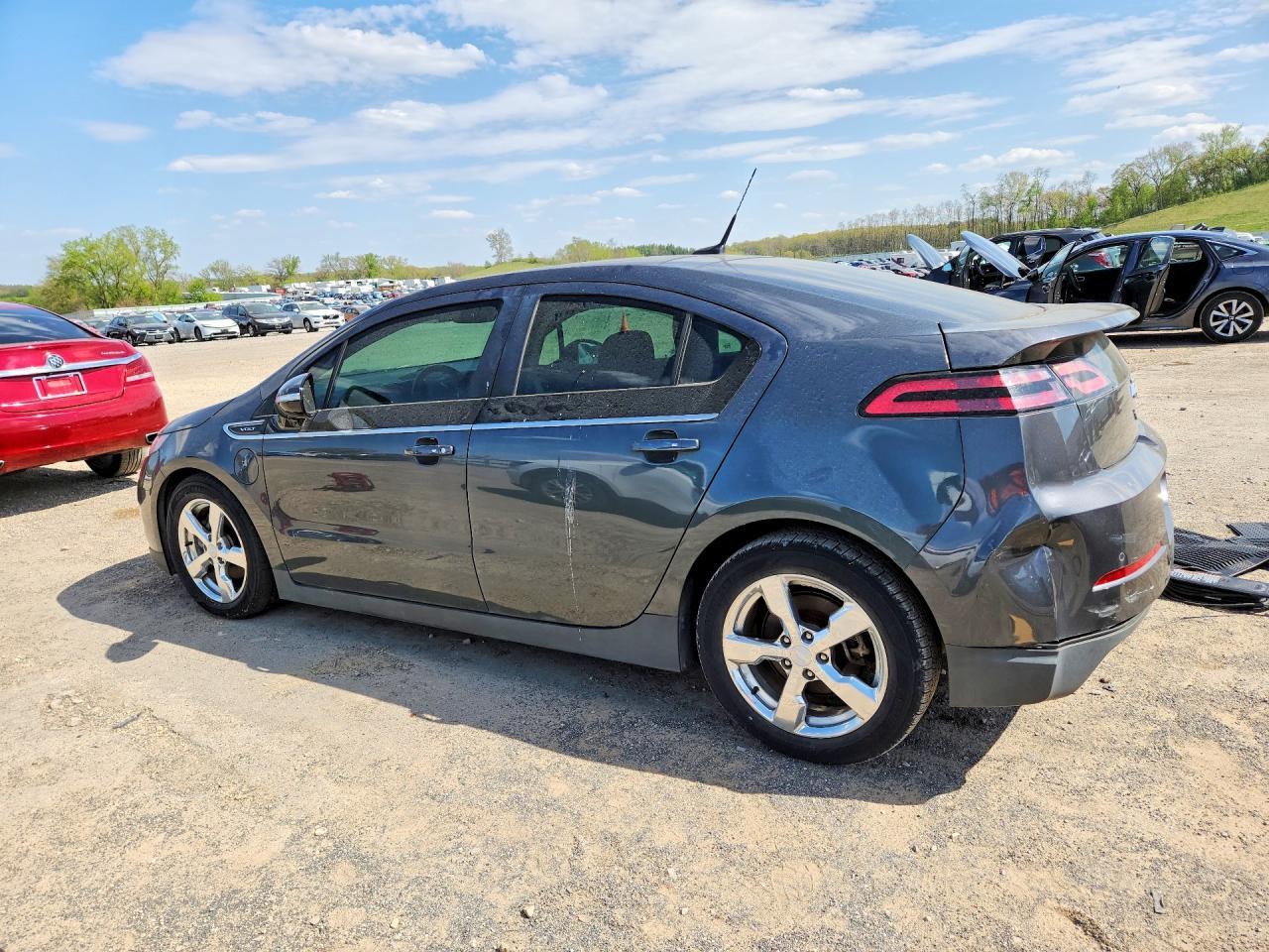2013 Chevrolet Volt - Фото 2