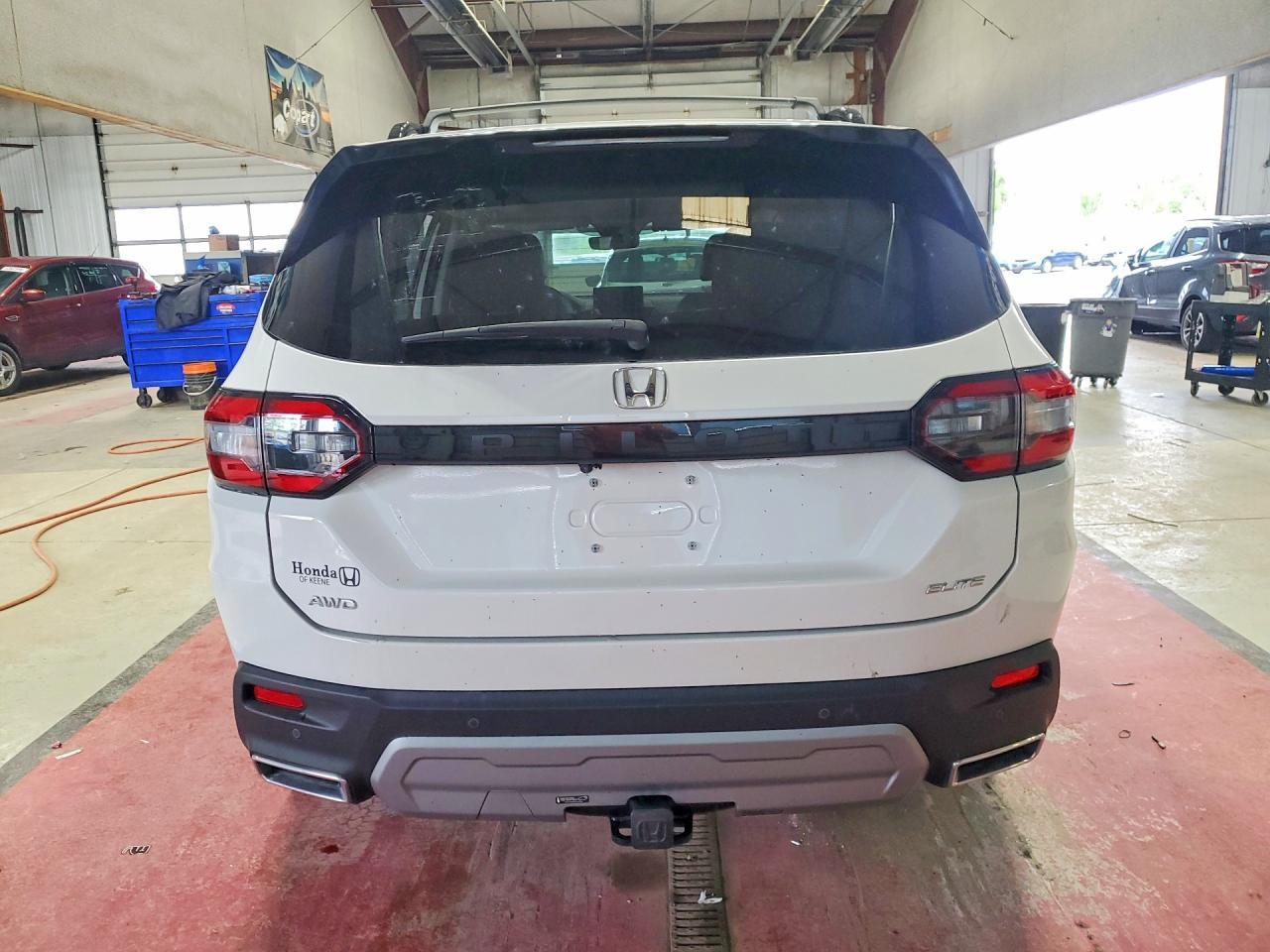 2025 Honda Pilot Elite - Image 6