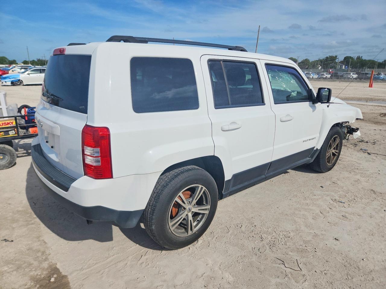 2017 Jeep Patriot Sport - Фото 3