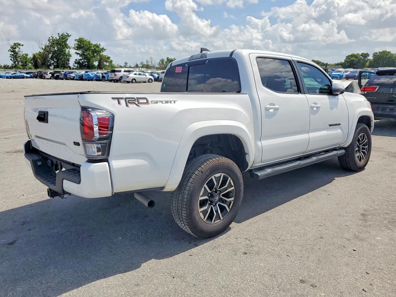 2023 Toyota Tacoma Trd Sport - Фото 3