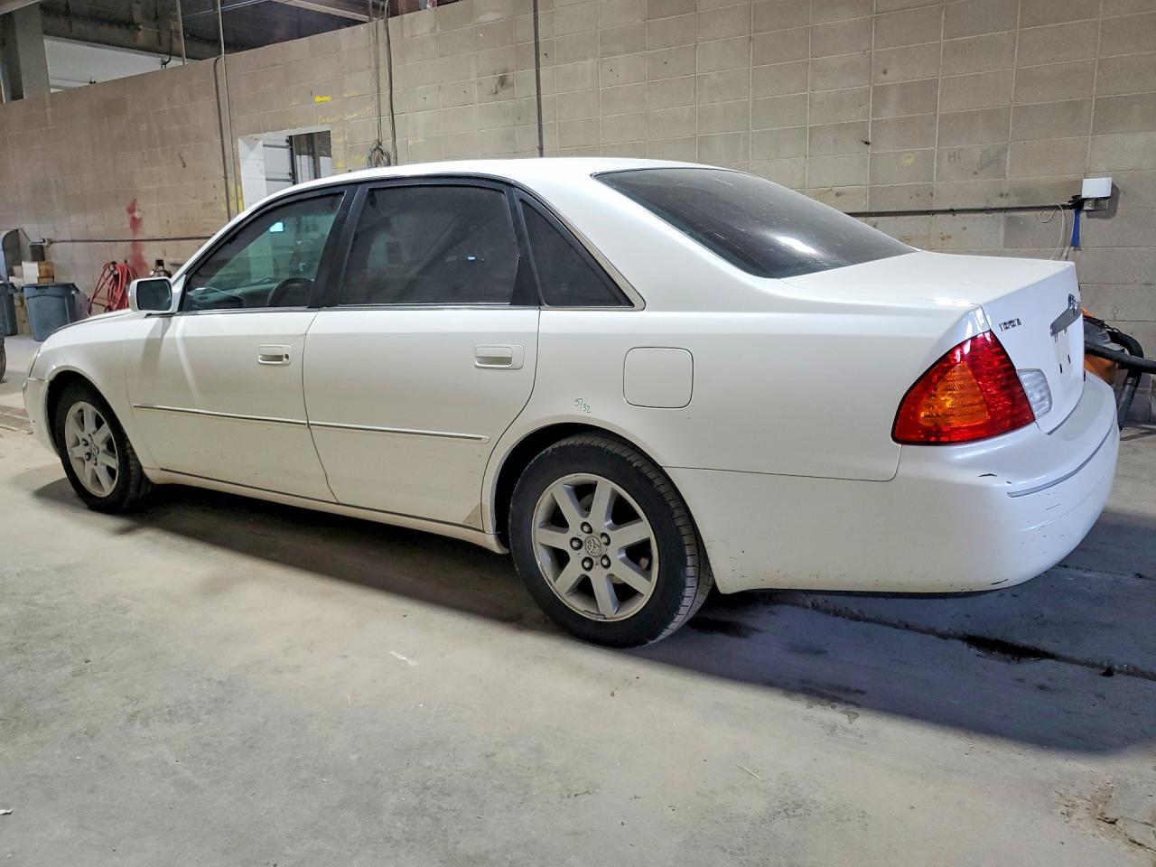 2002 Toyota Avalon Xls - Фото 2