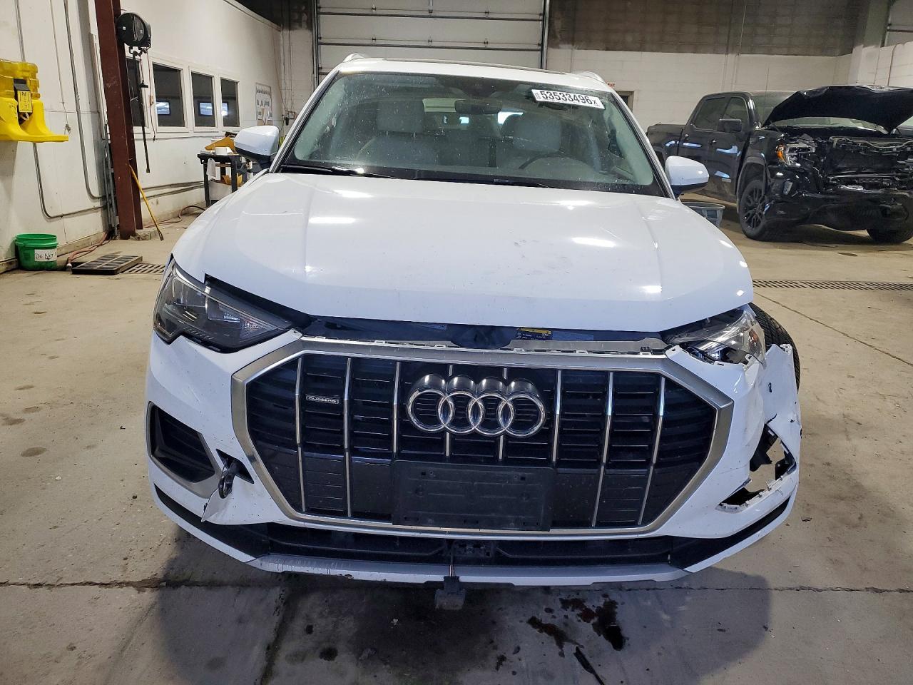 2019 Audi Q3 Premium - Фото 5