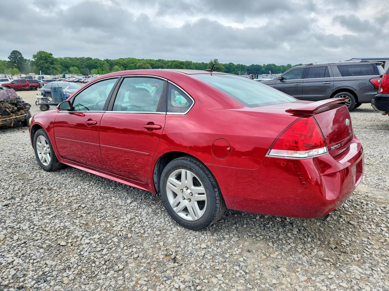 2013 Chevrolet Impala Lt - Image 2