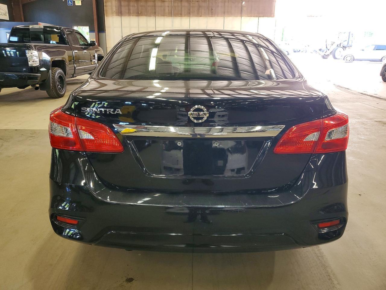 2019 Nissan Sentra S - Image 6