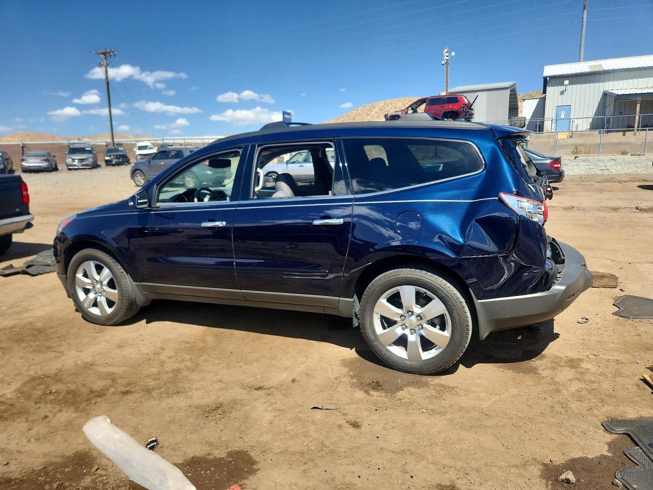 2012 Chevrolet Traverse Lt - Фото 2