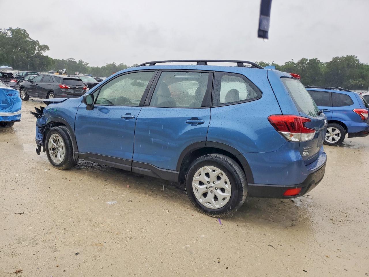 2022 Subaru Forester - Фото 2