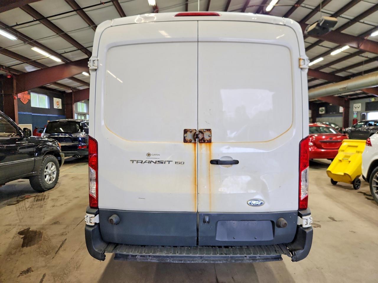 2017 Ford Transit T-150 - Фото 6