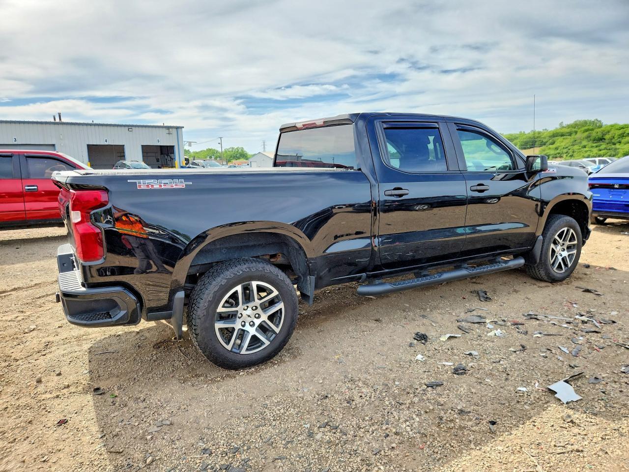 2020 Chevrolet Silverado K1500 Trail Boss Custom - Фото 3