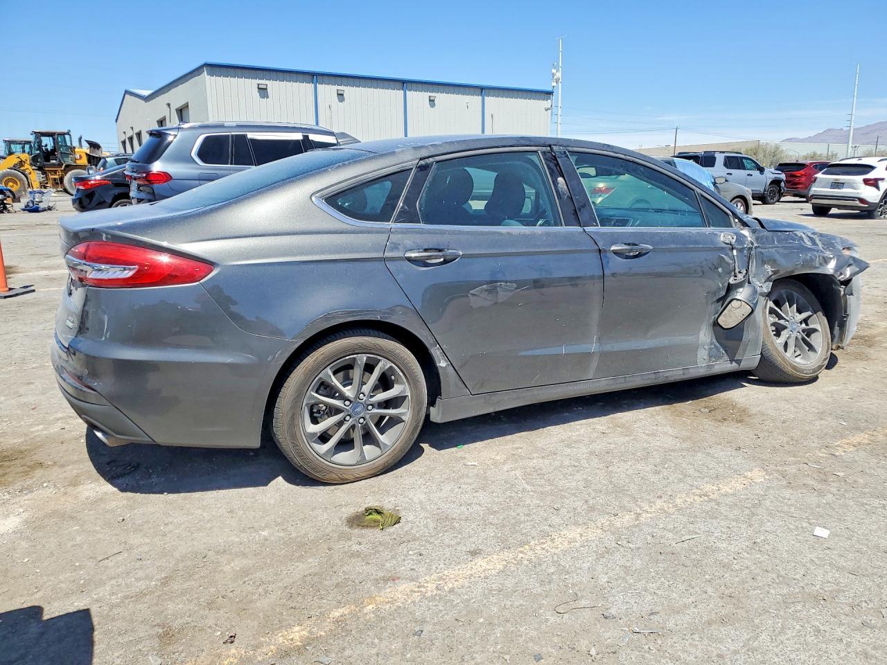 2019 Ford Fusion Se - Фото 3