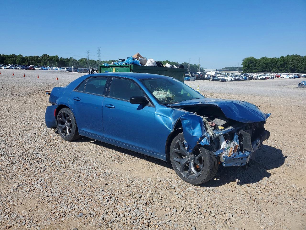 2020 Chrysler 300 Touring - Фото 4