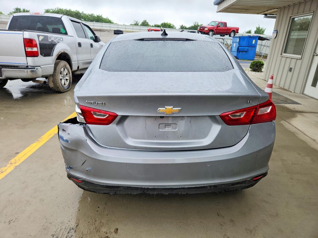 2025 Chevrolet Malibu Ls - Image 6