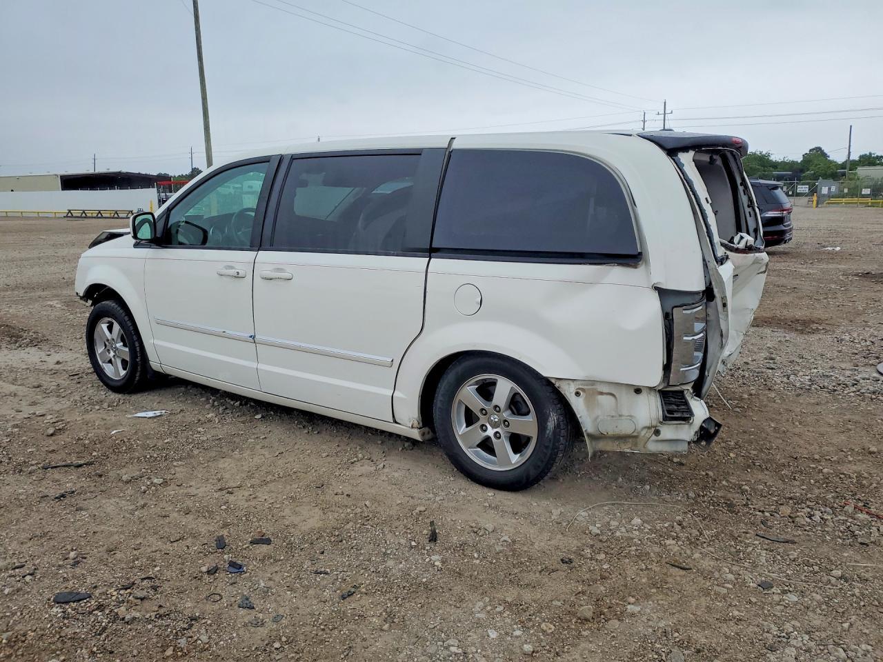 2008 Dodge Grand Caravan Sxt - Image 2