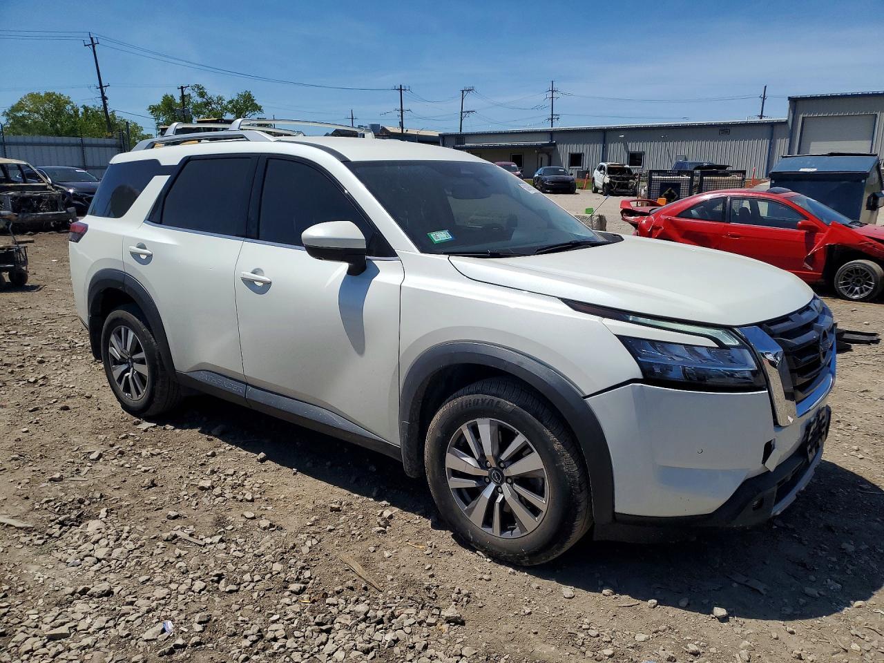 2022 Nissan Pathfinder Sl - Фото 4