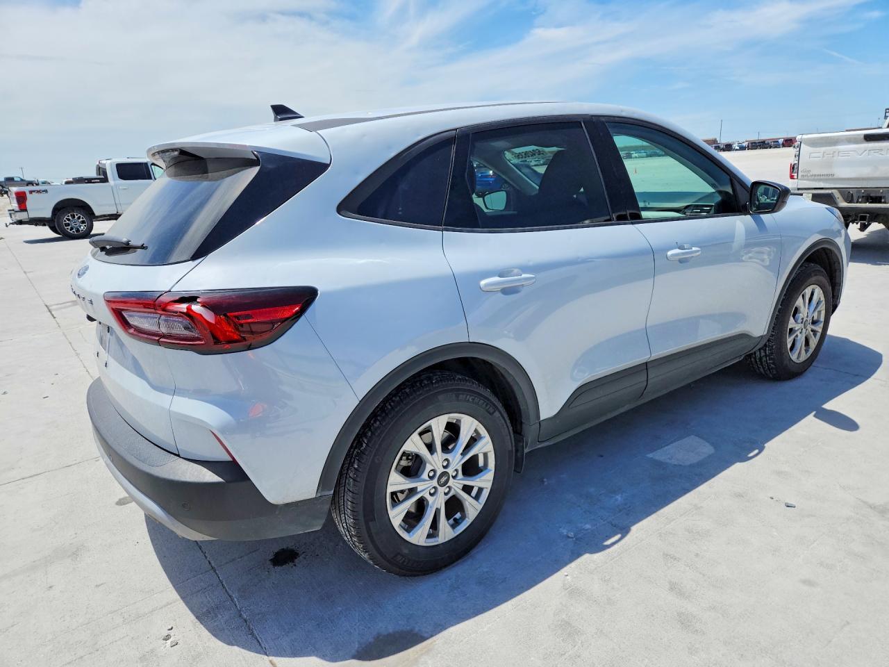 2025 Ford Escape Active - Фото 3