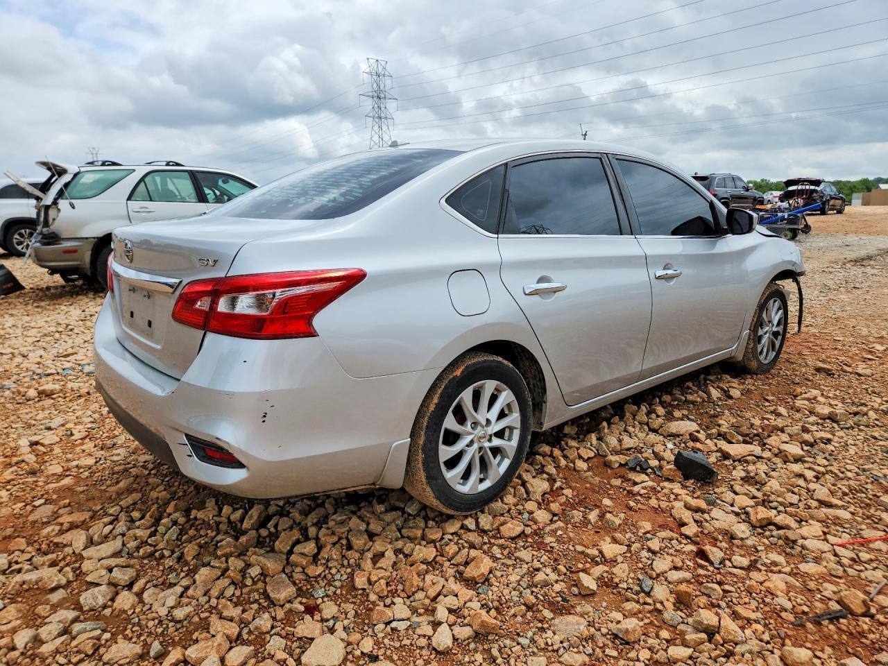 2018 Nissan Sentra Sv - Фото 3