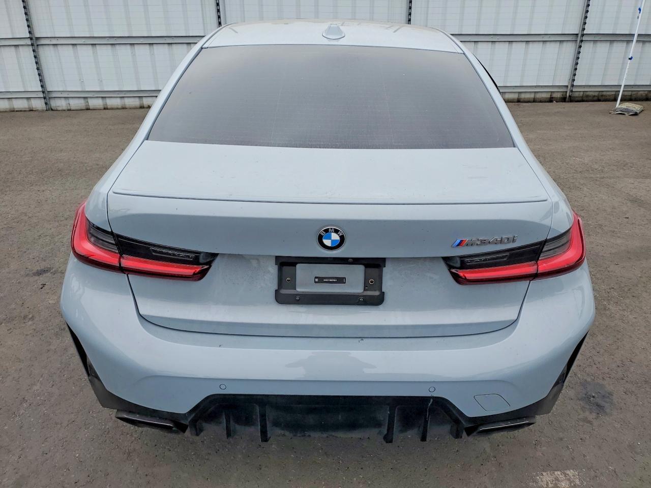 2025 BMW M340I - Фото 6