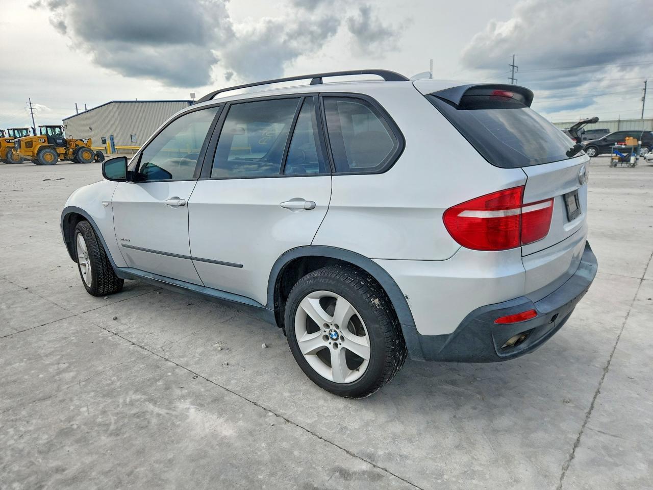 2009 BMW X5 xDrive30I - Image 2