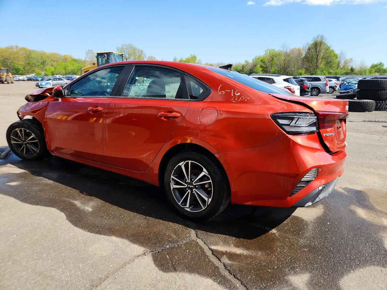 2024 Kia Forte Lxs - Image 2
