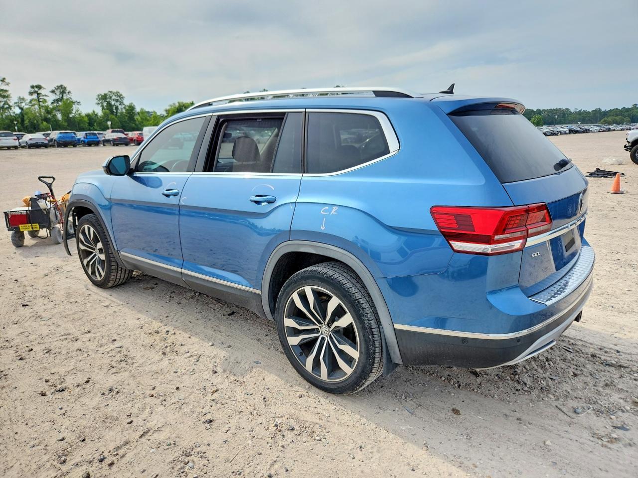 2019 Volkswagen Atlas Sel Premium - Фото 2