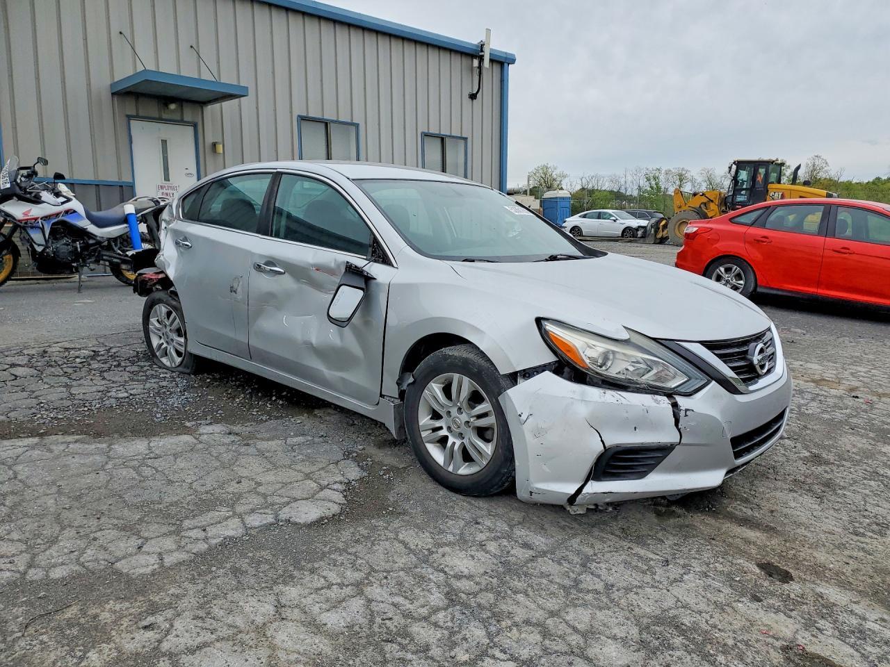 2018 Nissan Altima 2.5 S - Фото 4