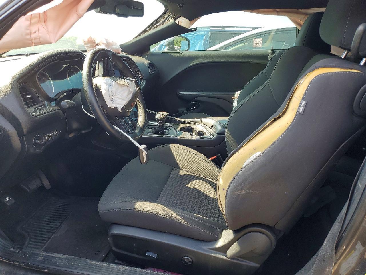 2019 Dodge Challenger R - Image 7