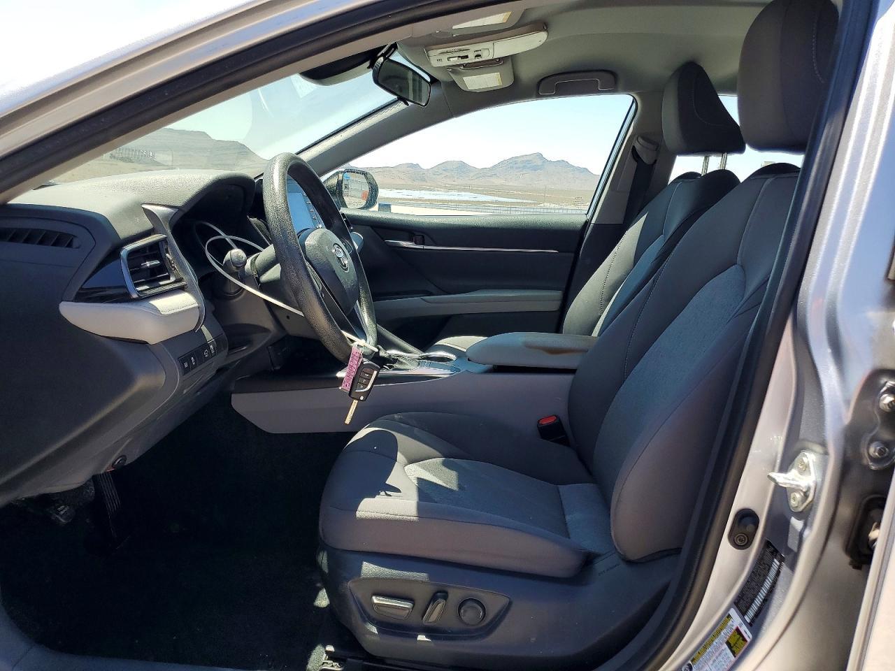 2023 Toyota Camry Le - Image 7