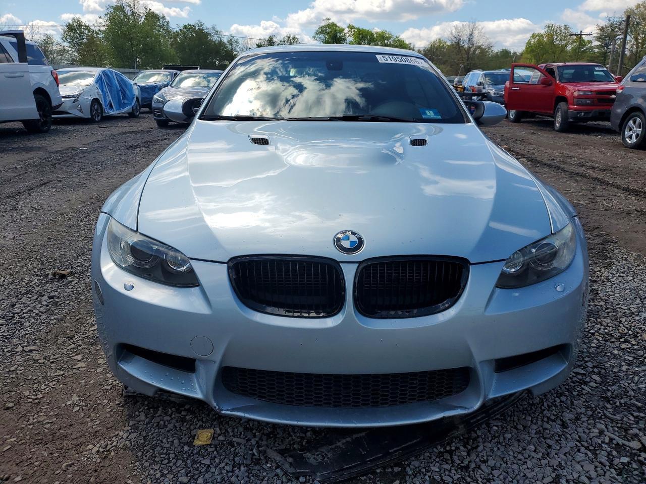 2011 BMW M3 - Фото 5