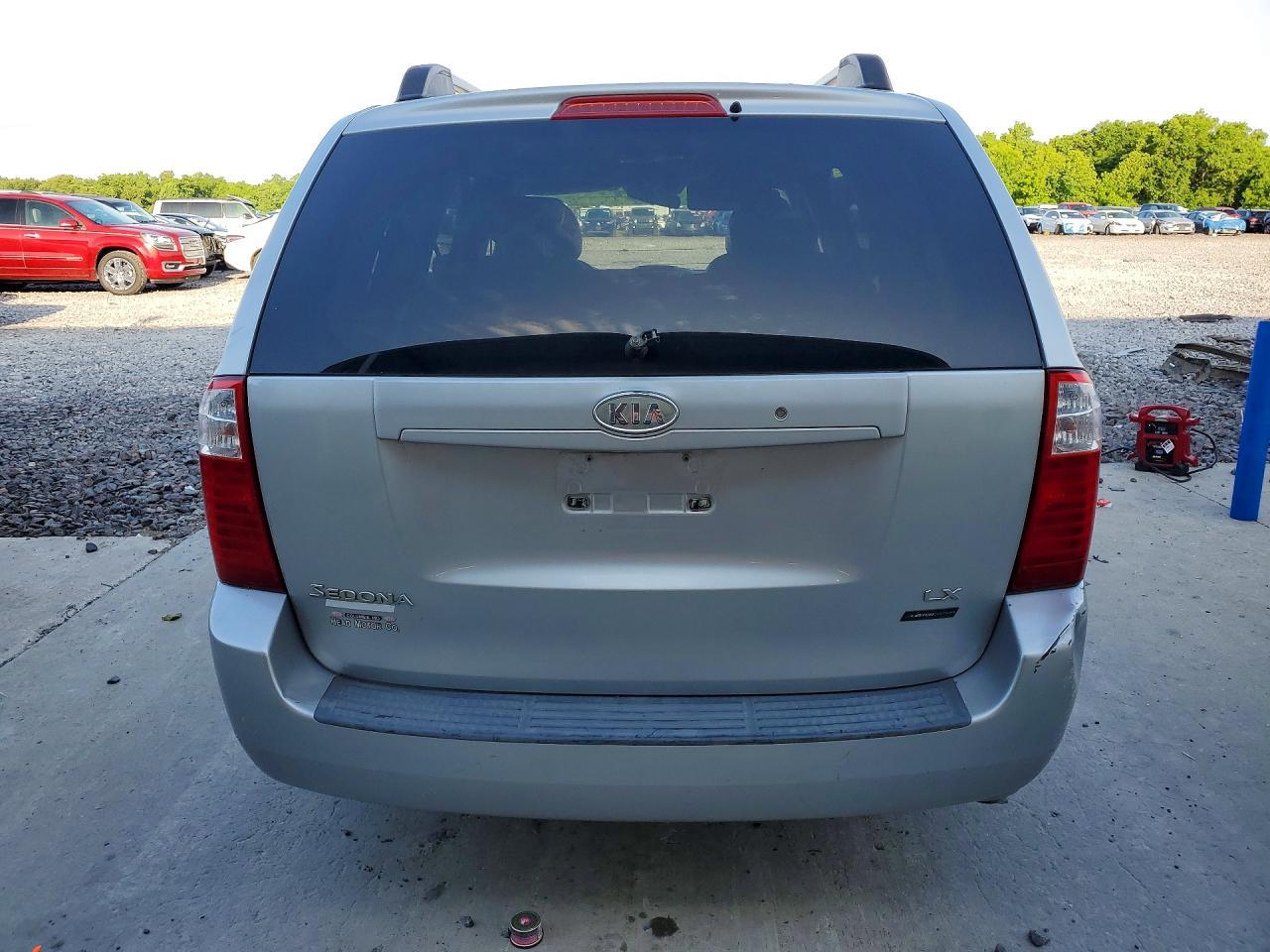 2006 Kia Sedona Lx - Фото 6