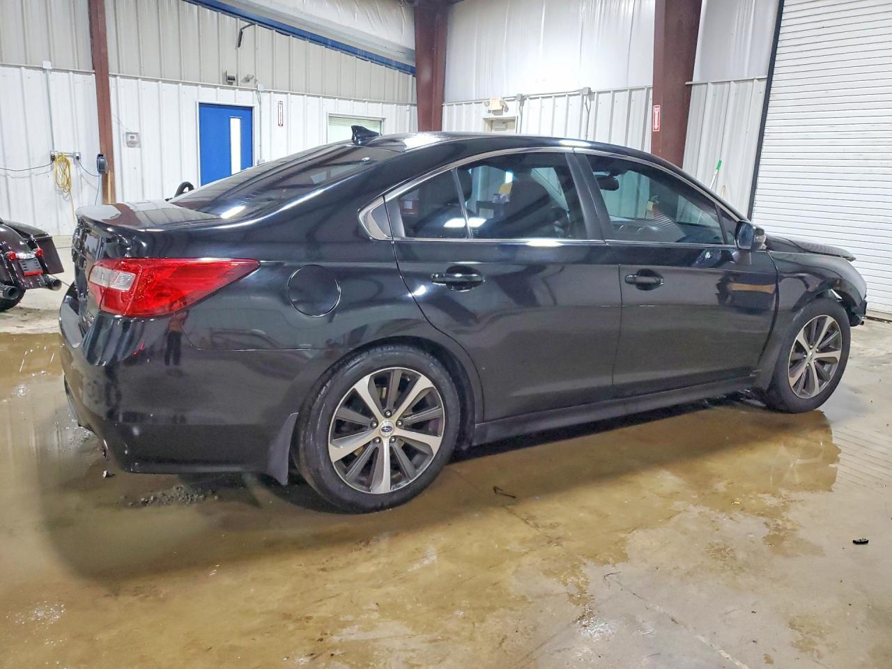 2016 Subaru Legacy 3.6R Limited - Фото 3