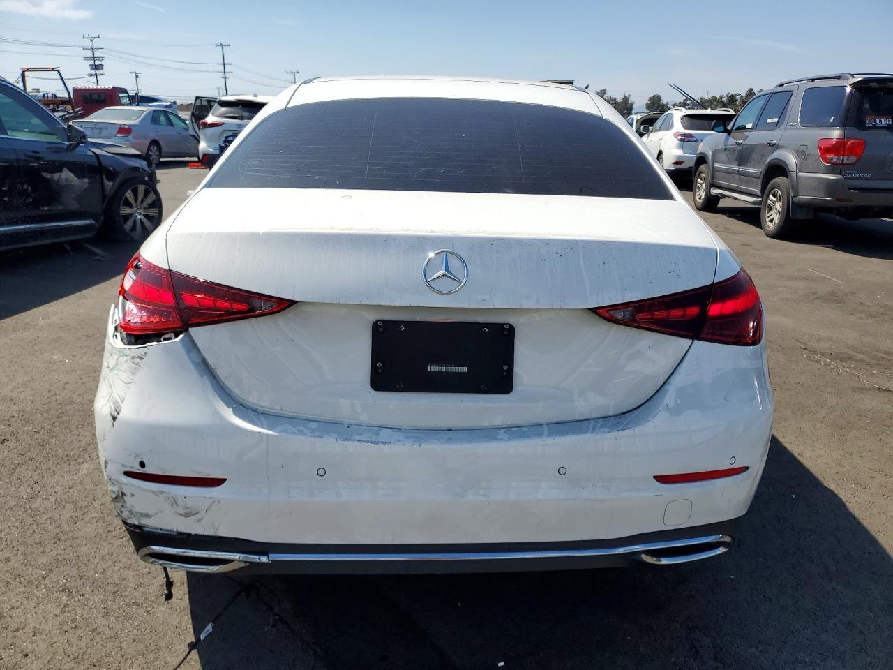 2025 Mercedes-Benz C 300 - Image 6